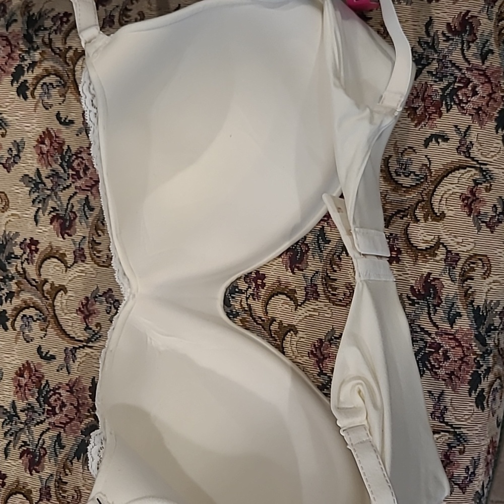 NWT Maidenform Bra - Picture 4 of 5